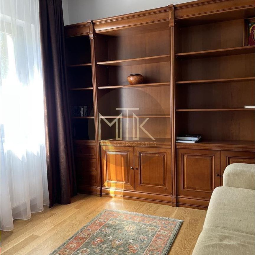 Vila Individuala superba | Curte Libera 400MP - Photo 1