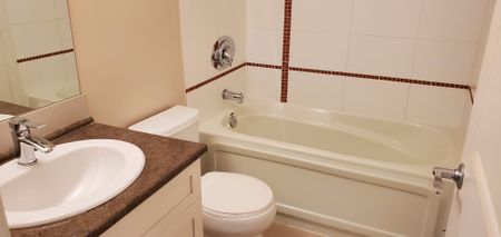 #403 46150 Bole Avenue - Photo 3