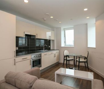 2 bedroom apartment to rent - Photo 2