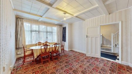 3 bedroom semi-detached house to rent - Photo 2