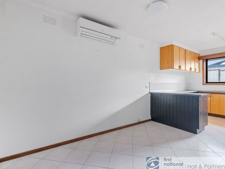 3 Bedroom Spacious Unit - Photo 5