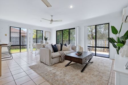 Convenient Living on Aldea Circuit - Photo 3