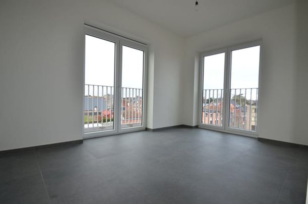 Appartement te huur - Photo 1