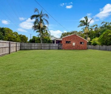 Charming 2 Bedroom, 1 Bathroom Unit in Prime Location - Photo 6