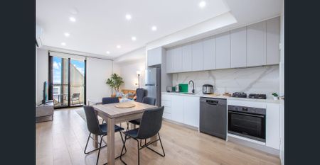 CALL TO BOOK PRIVATE INSPECTION! Spacious 1 Bedroom - Fully Furnished & Equipped with all appliances, crockery, cookware, utensils, linen and more! - Photo 2