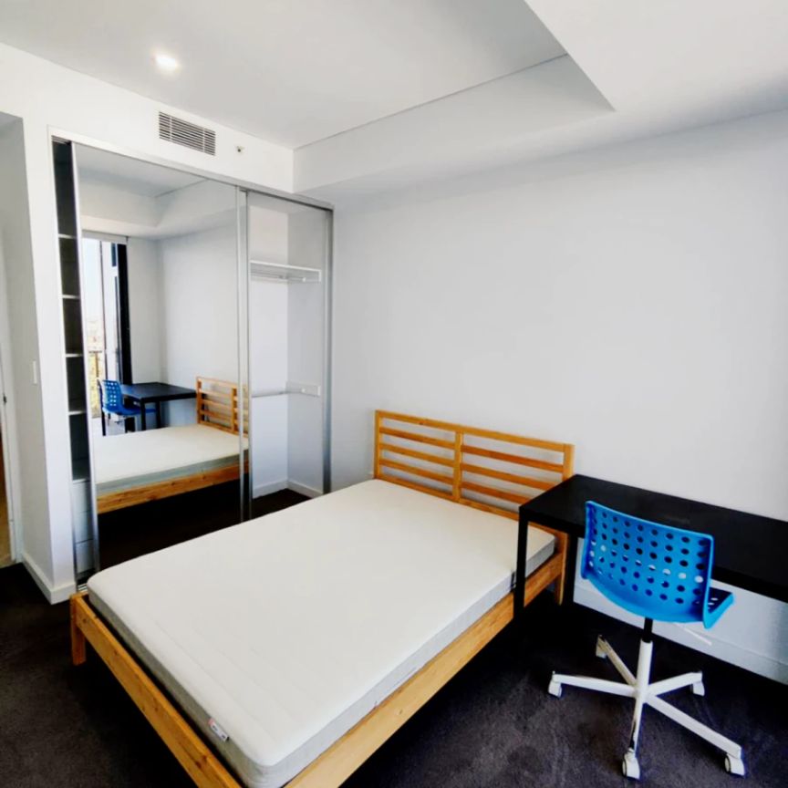 3 bed 2 bath - Photo 1