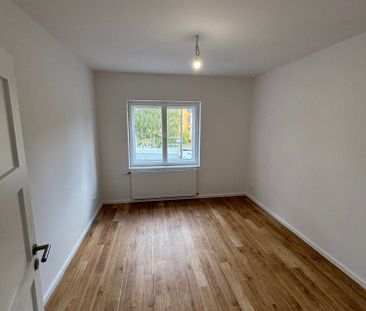 kleine frisch sanierte 3Zimmer-Wohnung in Spandau! - Foto 1