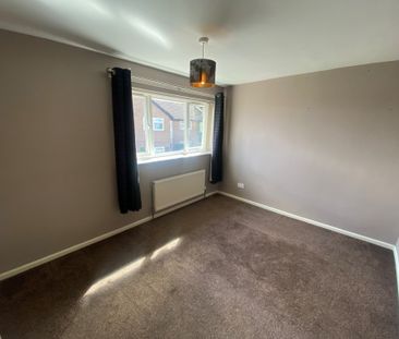 Snowden Walk, Leeds - Photo 6