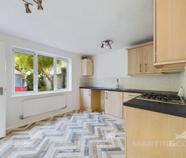 3 bedroom end of terrace house to rent - Photo 5