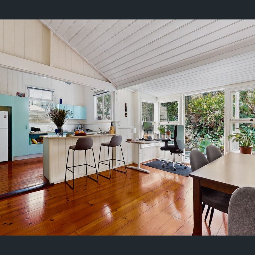 Charming Character Home in the Heart of Paddington! - Photo 1