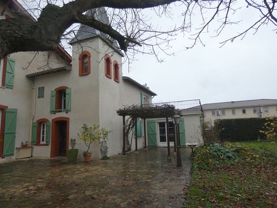 House - Photo 1