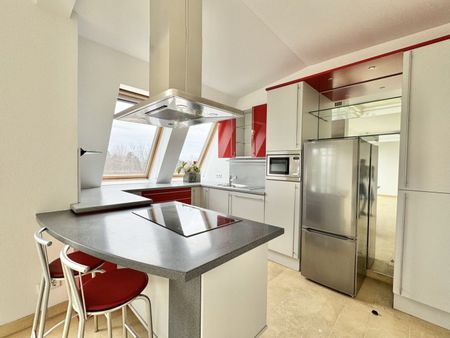 PARKBLICK! SCHÖNE 2-ZIMMER-WOHNUNG + GROSSER TERRASSE - Photo 4