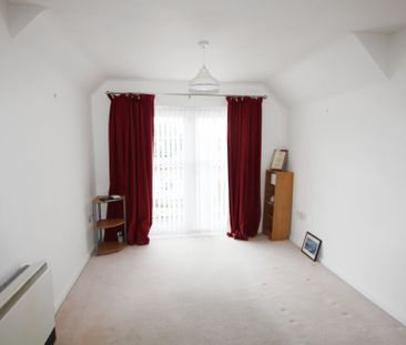 Flat 17, Widnes - Photo 3