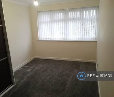 3 bedroom terraced house to rent - Photo 6