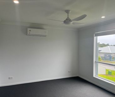12 Turtle Rise, Bonville - Photo 3