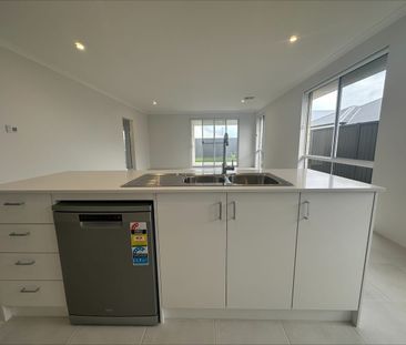 Brand New Family Home! - Photo 2