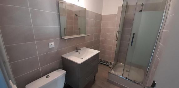Location Appartement 1 pièce 14m² POITIERS 86000 - Photo 2