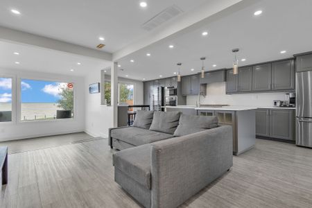 For Lease - 24 Trillium Avenue, Hamilton, Ontario - Photo 2