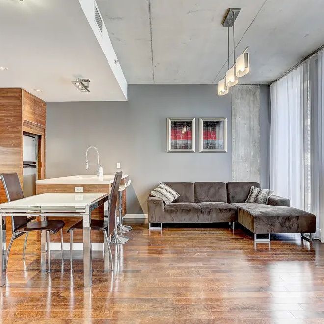 Old Port - Superb 2 Bed 2 Bath Loft - Photo 1