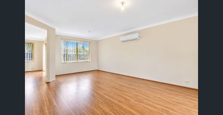 Family Home in Stanhope Gardens - Photo 2