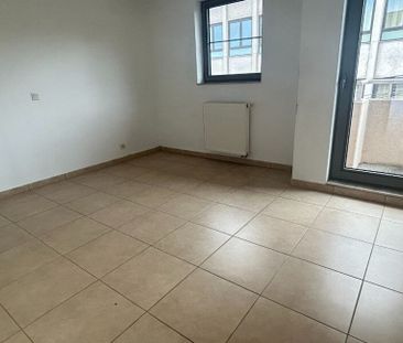 Appartement te huur in Roeselare voor € 740 met 3 slaapkamers - Foto 5