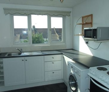 Elderton Road, Westcliff on Sea, Property for rent - Photo 2