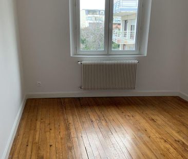 Location Appartement 3 pièces 69m² VALENCE 26000 - Photo 2