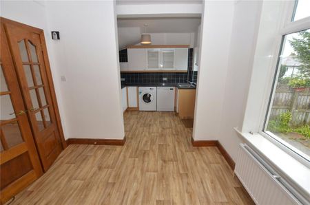 3 bedroom terraced house to rent - Photo 4