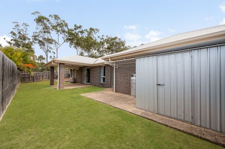 FAMILY HOME WITH SIDE ACCESS - Photo 5