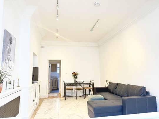 1 Bed Flat, Danbury Street, N1 - Photo 1