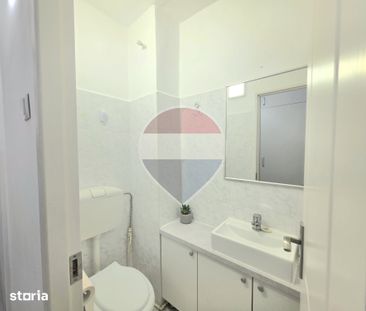 De închiriat apartament cu 3 camere Strada Aluminei Rogerius - Fotografie 3