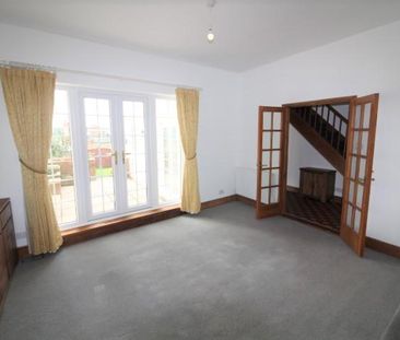 4 bedroom terraced house to rent - Photo 5