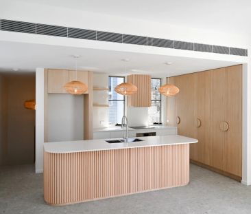 Luxury Beachside home with plunge pool & premium finishes - Photo 1