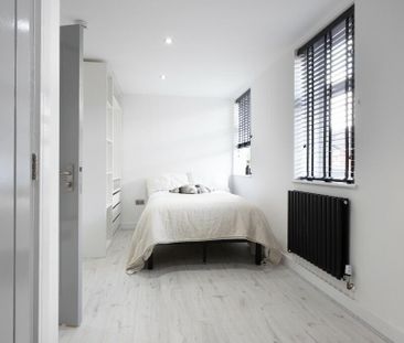 6 bedroom house to rent - Photo 3