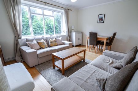 Fairhurst, Compayne Gardens, London, NW6 - Photo 2