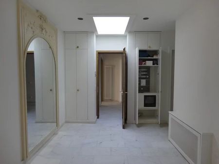 Grand appartement de 3 pièces d'env. 125m2 au 2ème étage - Photo 4