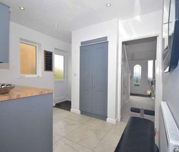 Manor Road, Wendover, HP22 - Photo 5