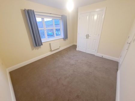 3 bedroom semi-detached house to rent - Photo 4