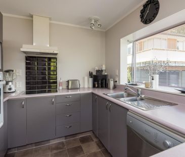 SUNNY TAHUNANUI LOCATION - Photo 1