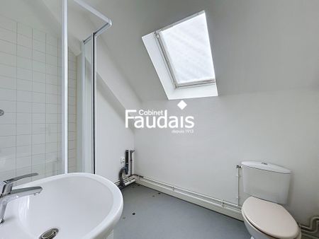 Location Appartement 2 pièces 32m² ST LO 50000 - Photo 4