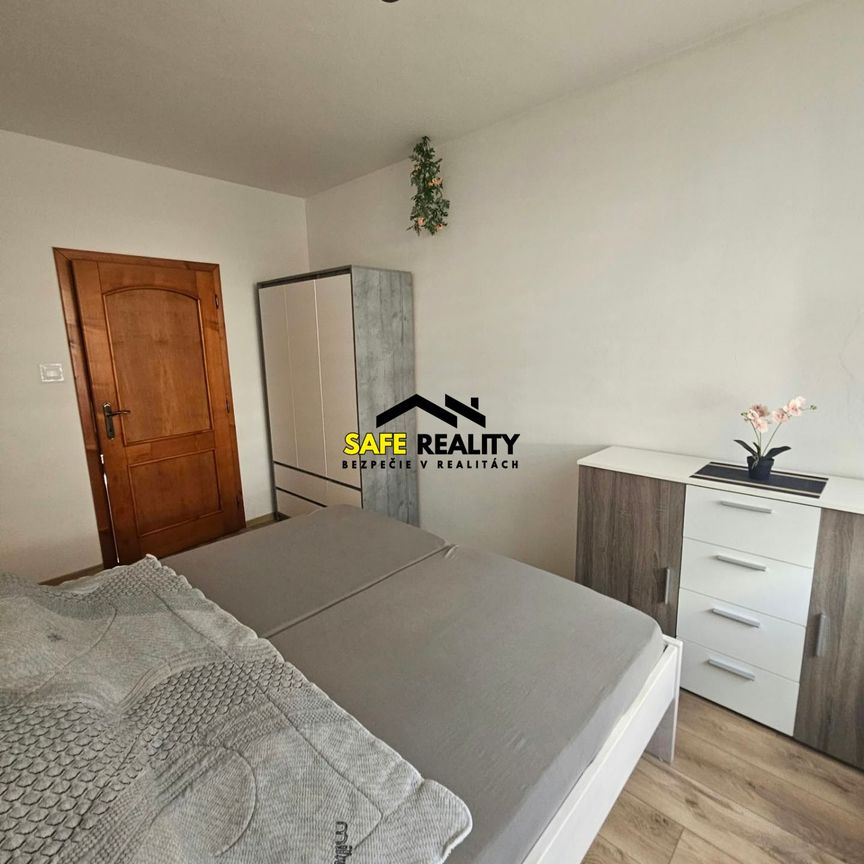 PRENÁJOM Trojizbový zariadený byt, Žilina - Hájik - Photo 1