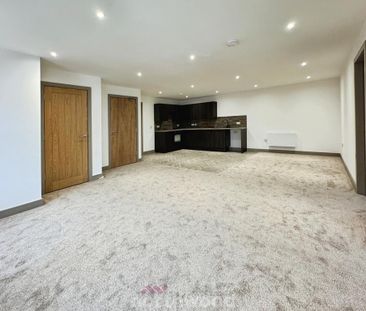 2 bedroom flat to rent - Photo 4