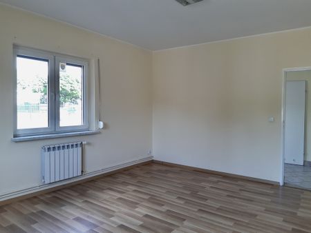 Poznań, Poznań-Nowe Miasto - Photo 2