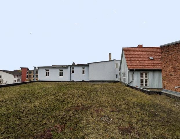 Wohnung wie ein kleines Häuschen auf dem Dach mitten in der Innenstadt - Photo 1