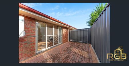 !! 3 Bedroom Spacious House in Andrews Farm !! - Photo 4