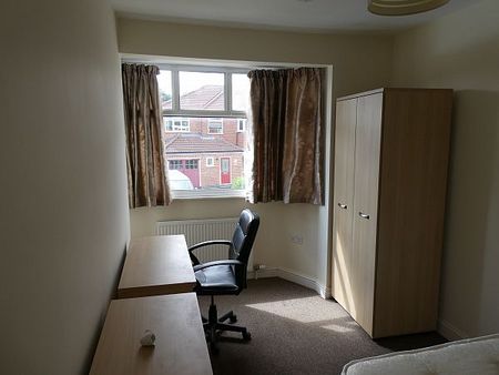 10 Devon Place - Photo 3