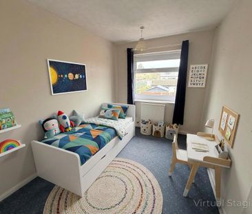 4 bedroom semi-detached house to rent - Photo 6