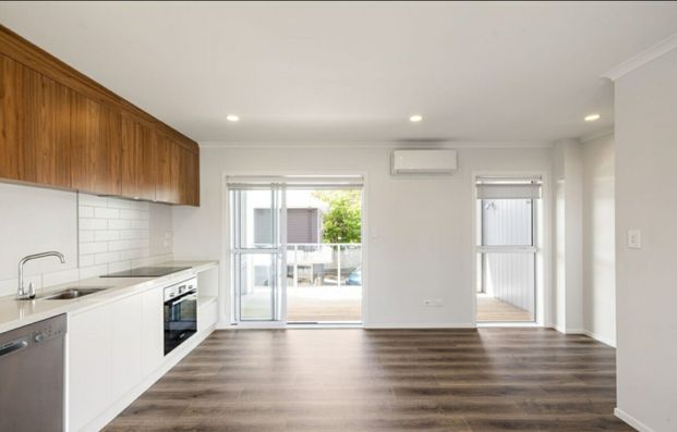 Close to the CBD and Waikato Hospital - Photo 1