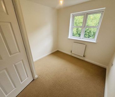 4 bedroom house to rent - Photo 3
