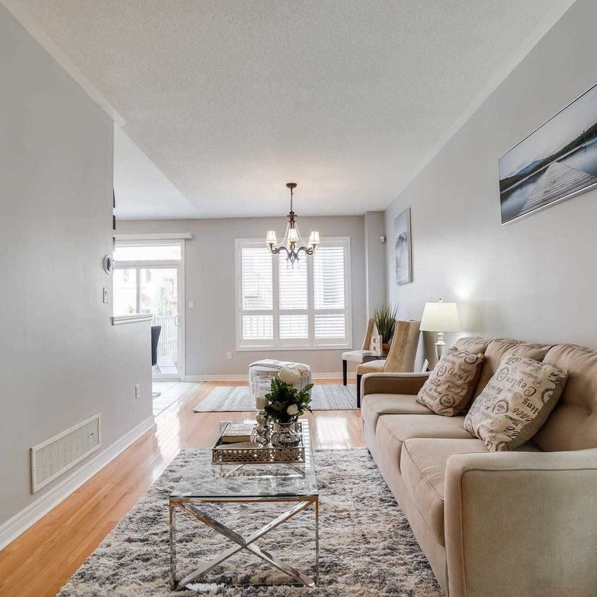 For Lease - 8 Townwood Drive Unit# 30, Richmond Hill, Ontario - Photo 1